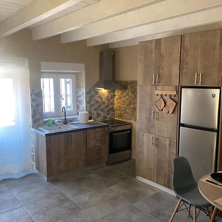 Little Village House Valanio Екстер'єр фото